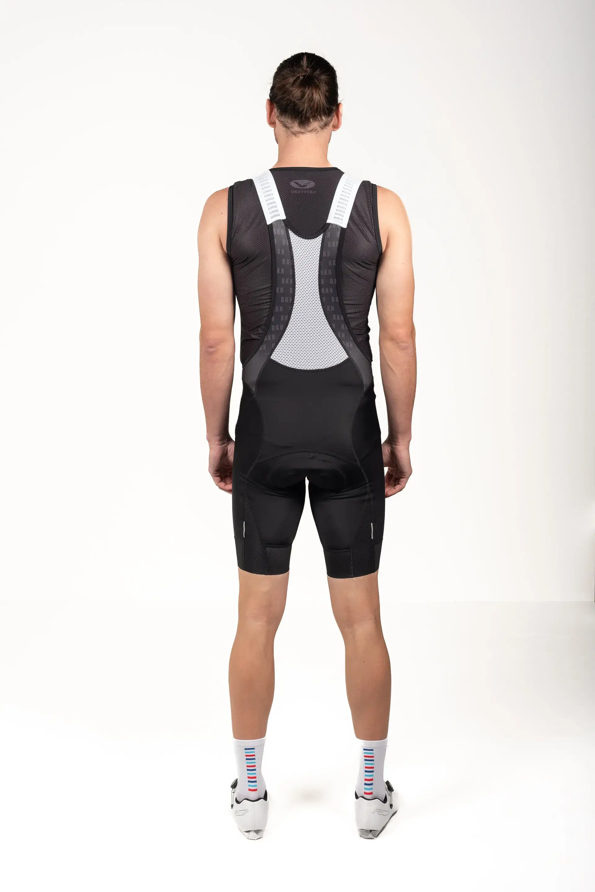 Men's Pro Mesh Undershirt – Breathable Black Base Layer